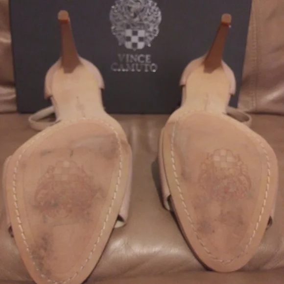 Vince Camuto Women's Nude Heels - Picture 3 of 7